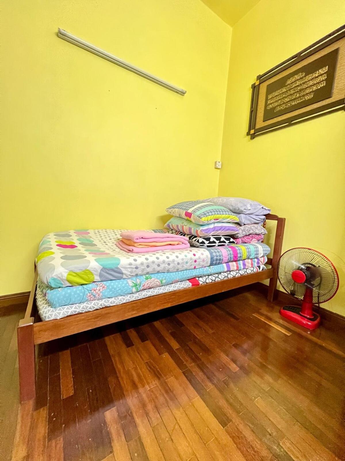 Rini Utama Homestay Skudai Luaran gambar