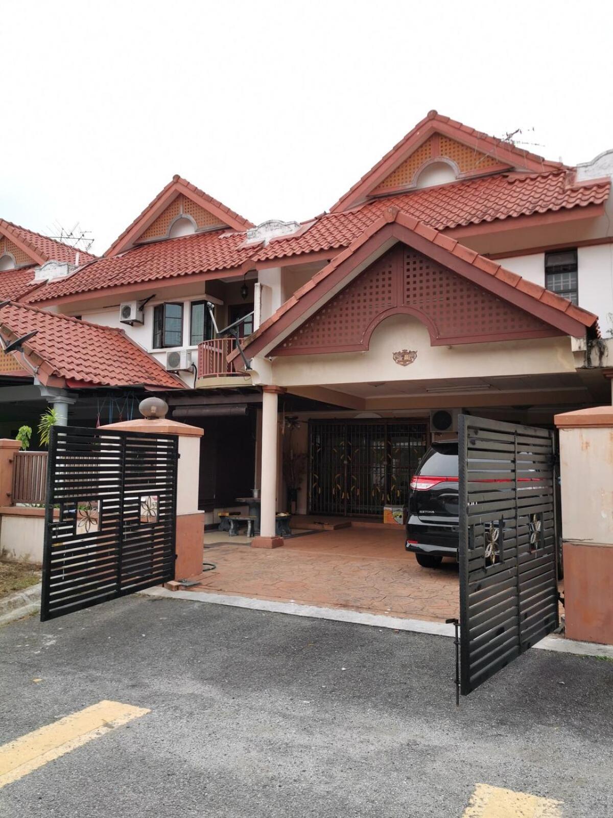 Rini Utama Homestay Skudai Luaran gambar